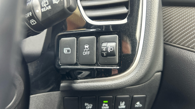 Mitsubishi Outlander 2.4 PHEV Dynamic Safety 5dr Auto Estate